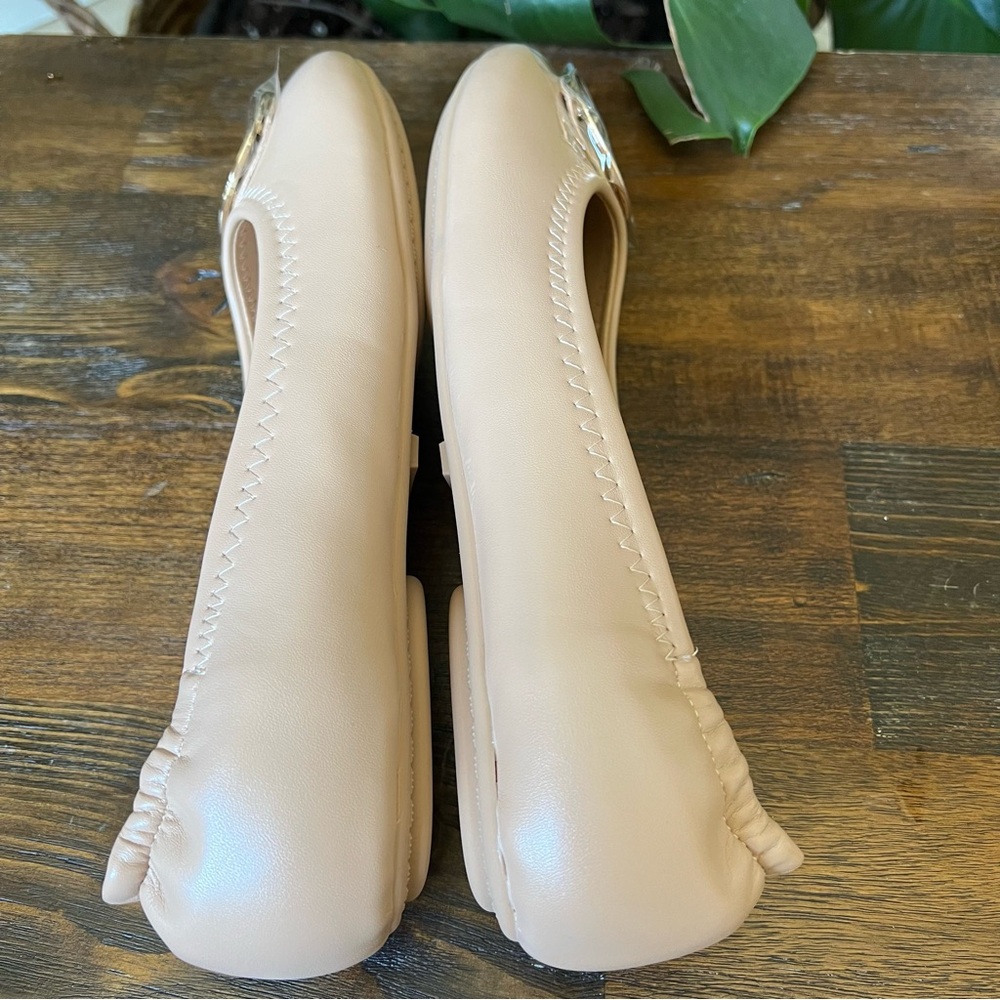 Tory Burch Minnie Nude Leather Travel Ballet Flats With Gold Logo EU40 US9.5 - Picture 8 of 12